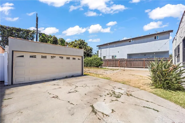 1442 W 83rd, Los Angeles, California 90047