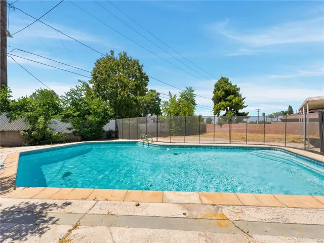 25815 Holly Vista Boulevard, San Bernardino, California 92404