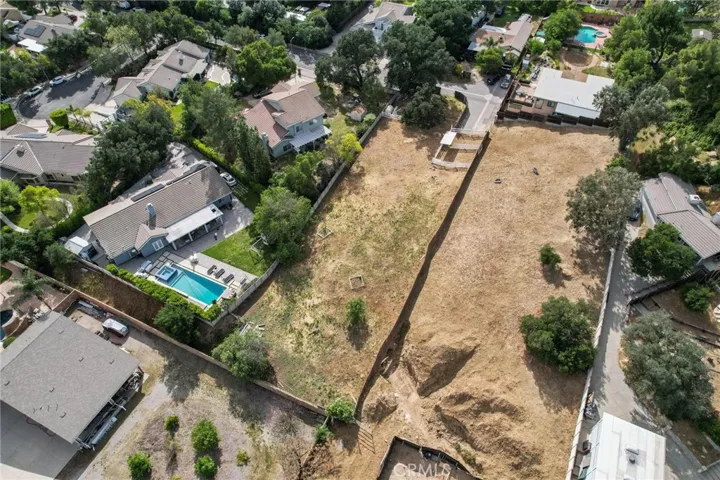 9812 Kentland Avenue, Chatsworth, California 91311