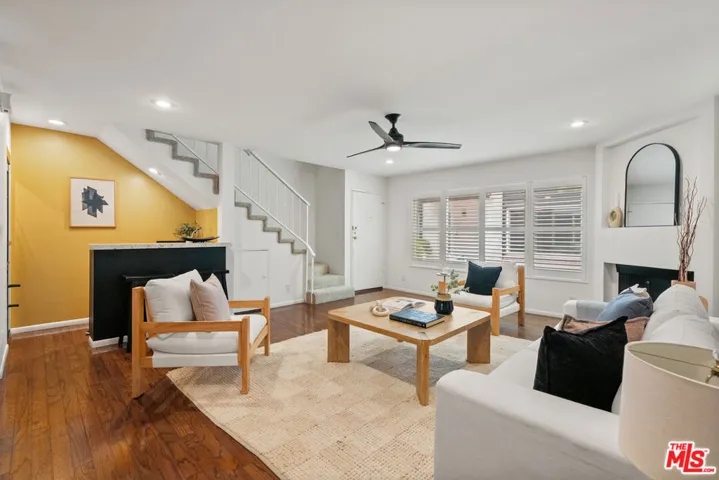14332 Dickens Street 22, Sherman Oaks, California 91423