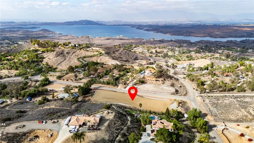 14735 Descanso, Lake Mathews, California 92570