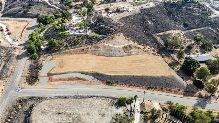 14735 Descanso, Lake Mathews, California 92570