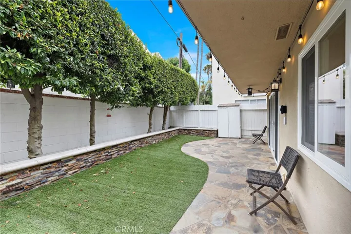214 20th Street B, Newport Beach, California 92663