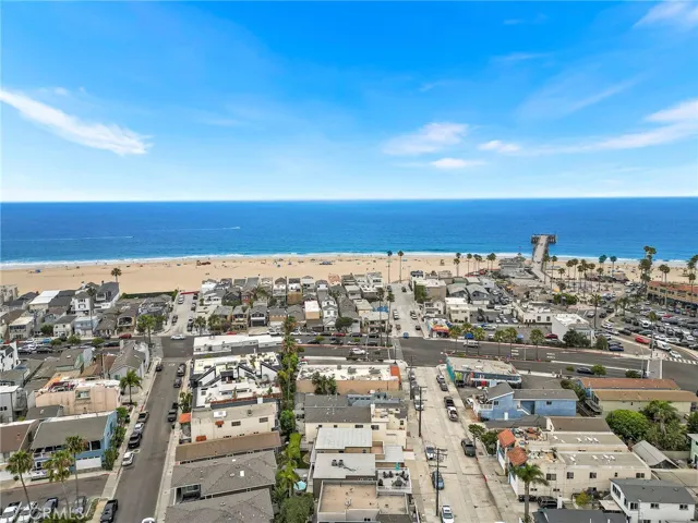 214 20th Street B, Newport Beach, California 92663