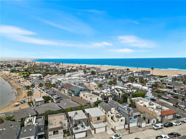 214 20th Street B, Newport Beach, California 92663