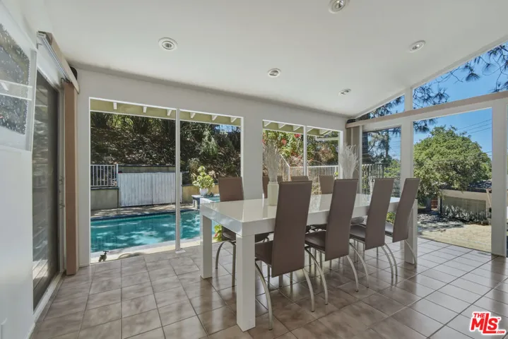 3553 Summerfield Drive, Los Angeles, California 91423