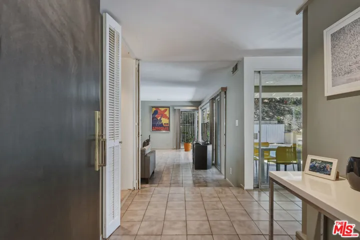 3553 Summerfield Drive, Los Angeles, California 91423