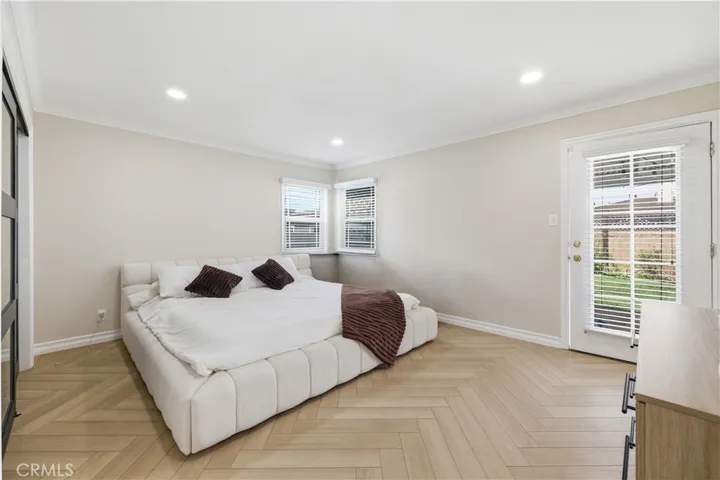 4809 Falcon Avenue, Long Beach, California 90807