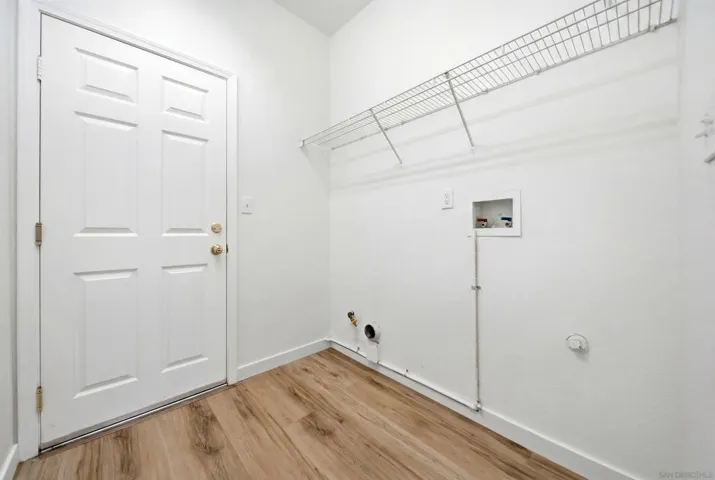 120 Estancia Way, Hemet, California 92545