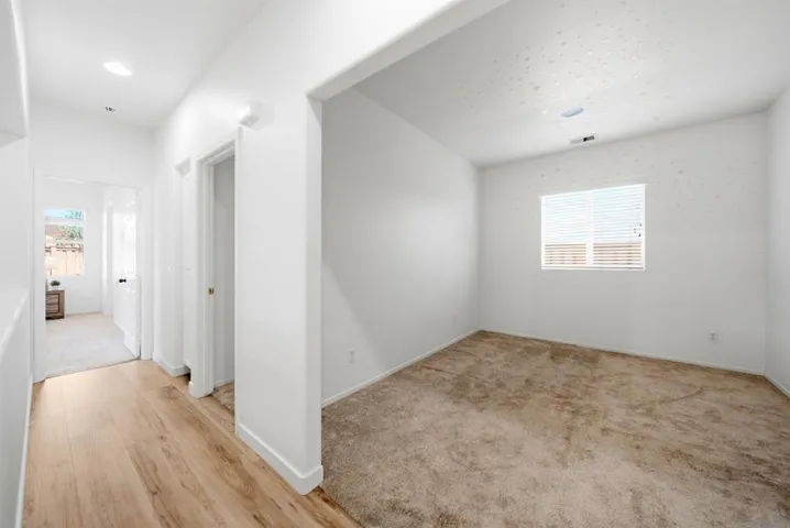 120 Estancia Way, Hemet, California 92545