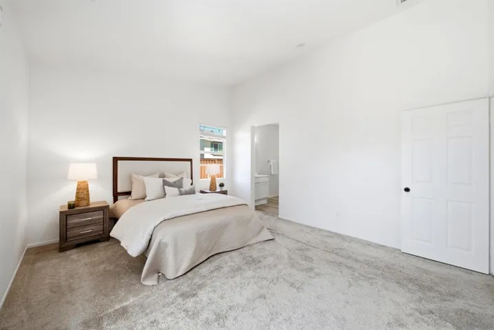 120 Estancia Way, Hemet, California 92545