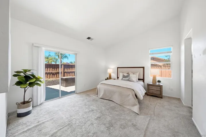 120 Estancia Way, Hemet, California 92545