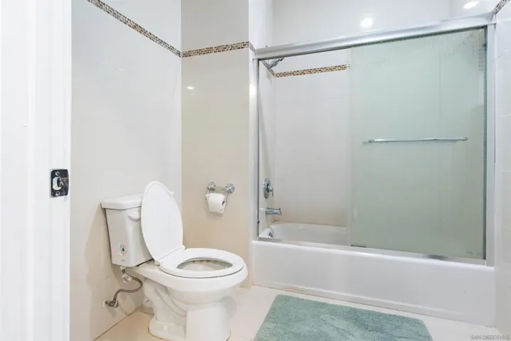 4741 Point Loma Ave 201, San Diego, California 92106