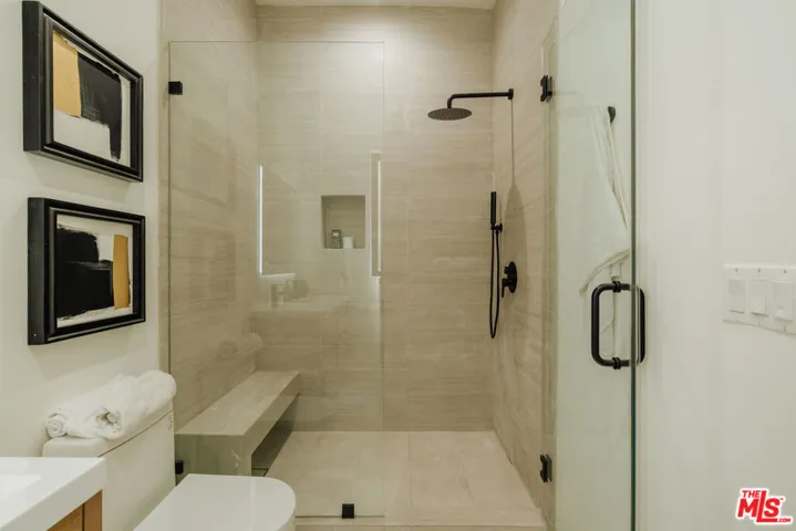 1343 S Ogden Drive 1/2, Los Angeles, California 90019