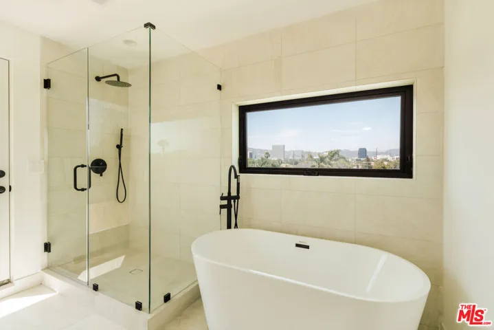 1343 S Ogden Drive 1/2, Los Angeles, California 90019