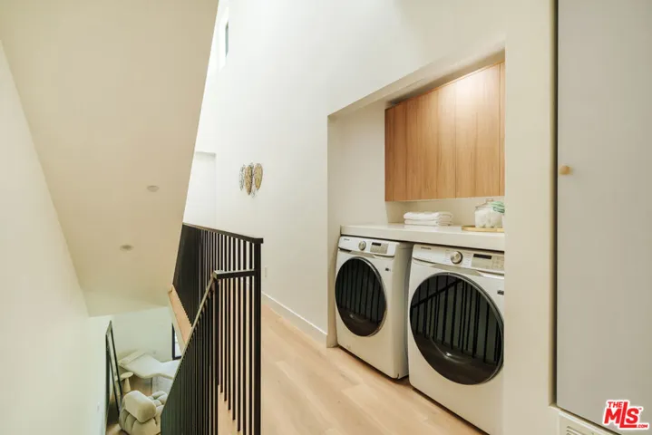 1343 S Ogden Drive 1/2, Los Angeles, California 90019