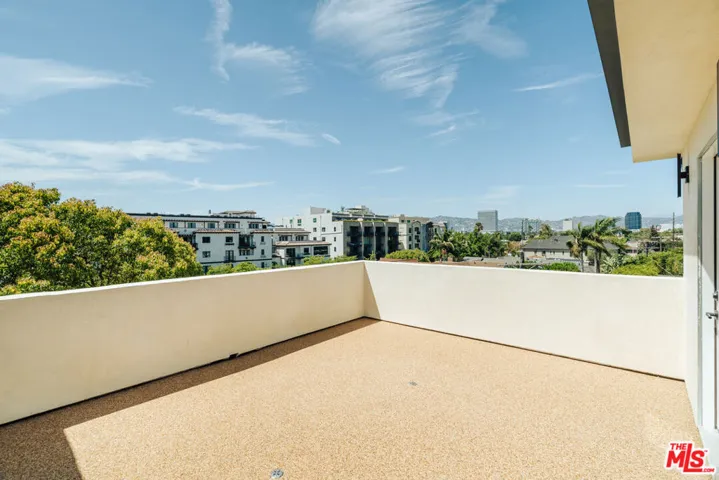 1343 S Ogden Drive 1/2, Los Angeles, California 90019