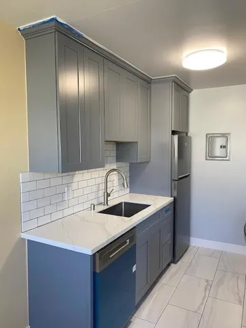 1220 Second Avenue 5, San Mateo, California 94401