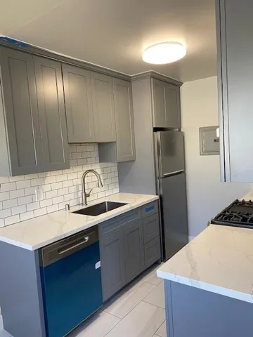 1220 Second Avenue 5, San Mateo, California 94401