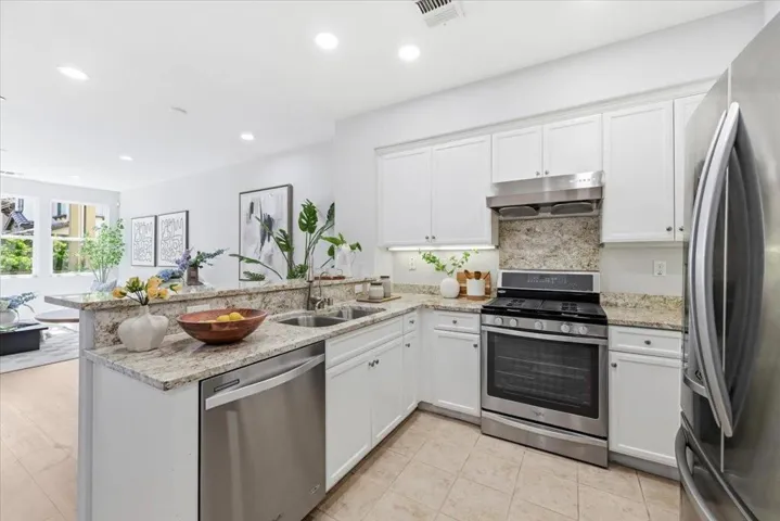 2061 Kiwi Walkway, San Jose, California 95133