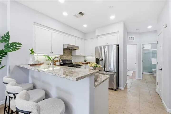 2061 Kiwi Walkway, San Jose, California 95133
