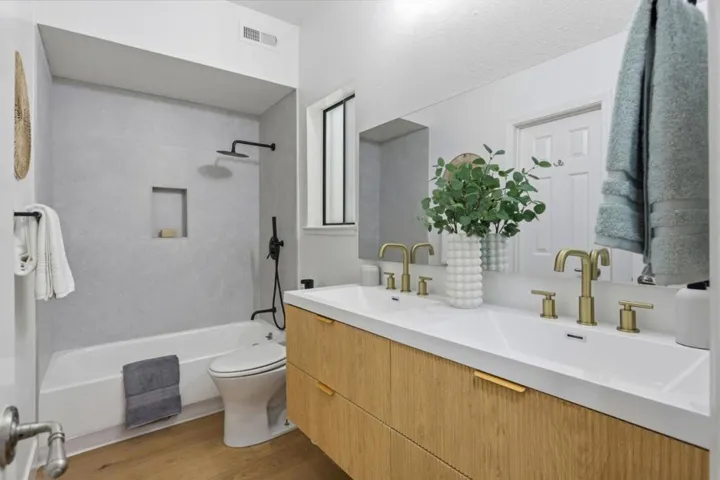 2200 Agnew Road 109, Santa Clara, California 95054