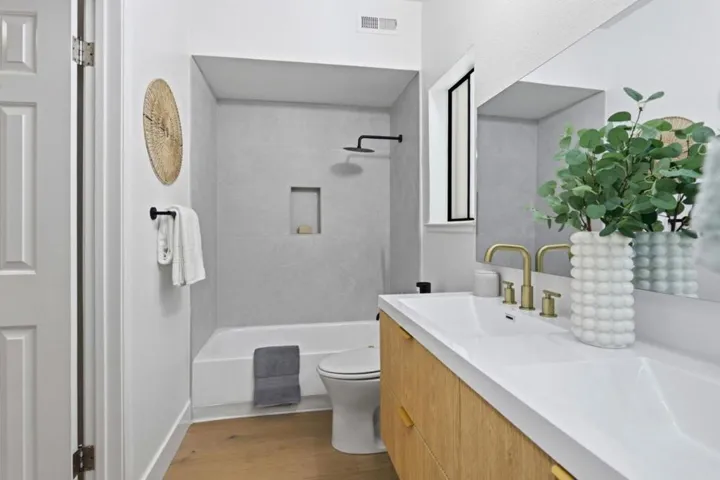 2200 Agnew Road 109, Santa Clara, California 95054