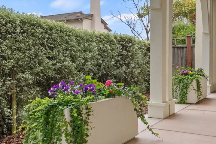 311 Bayhill Road, Half Moon Bay, California 94019