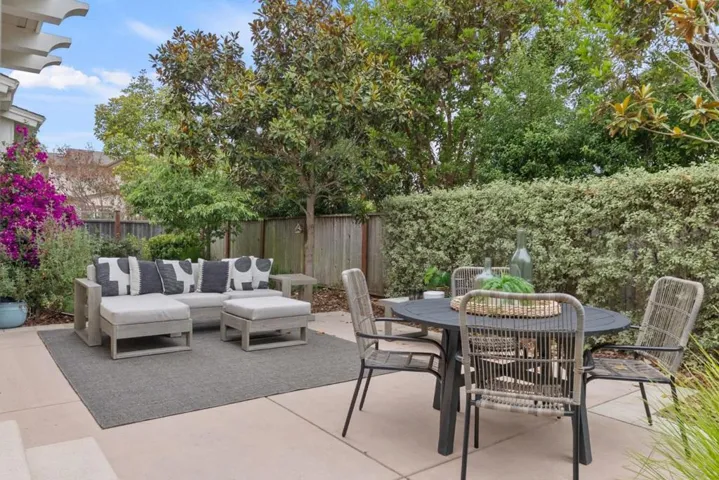 311 Bayhill Road, Half Moon Bay, California 94019