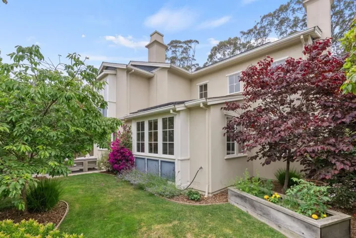 311 Bayhill Road, Half Moon Bay, California 94019