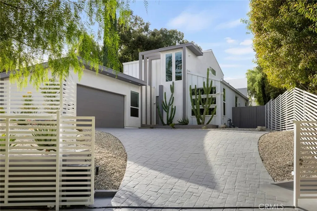 4731 Topanga Canyon Blvd