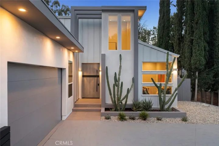 4731 Topanga Canyon Boulevard, Woodland Hills, California 91364