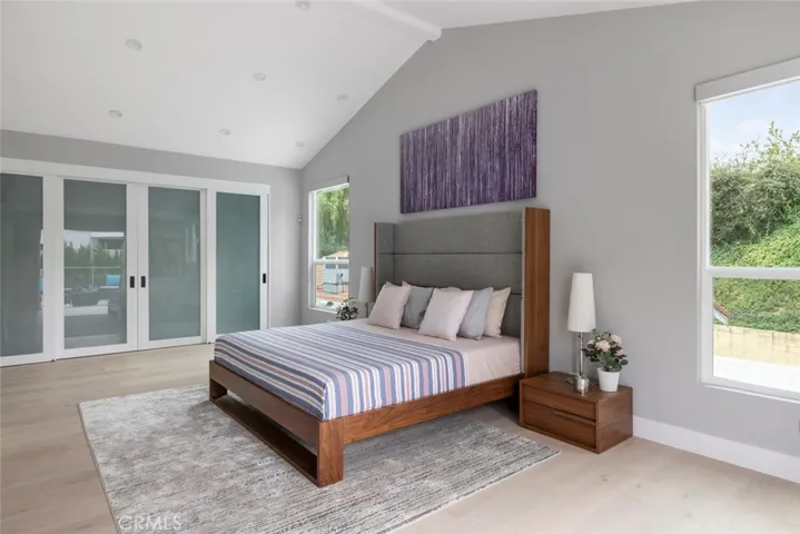 4731 Topanga Canyon Boulevard, Woodland Hills, California 91364