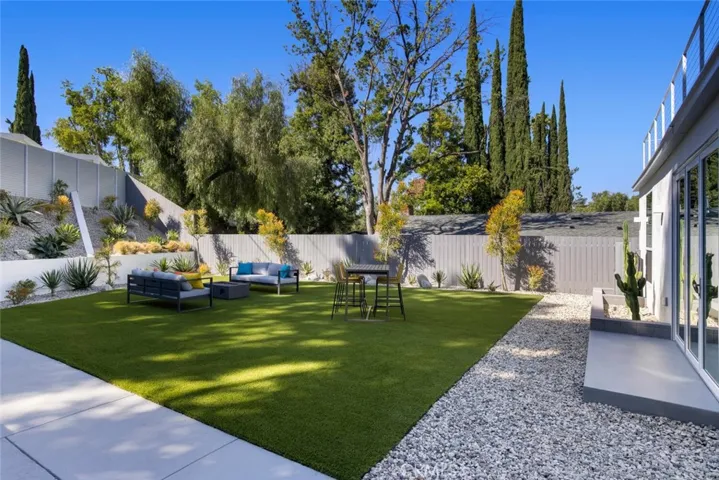 4731 Topanga Canyon Boulevard, Woodland Hills, California 91364