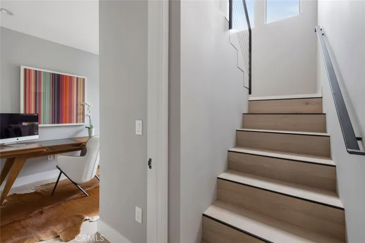 4731 Topanga Canyon Boulevard, Woodland Hills, California 91364