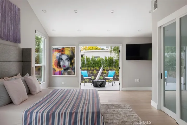 4731 Topanga Canyon Boulevard, Woodland Hills, California 91364