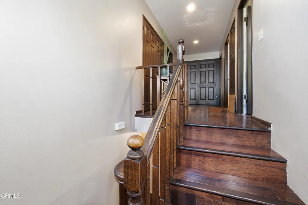 1957-Grand-Ave-24_stairs to upper level