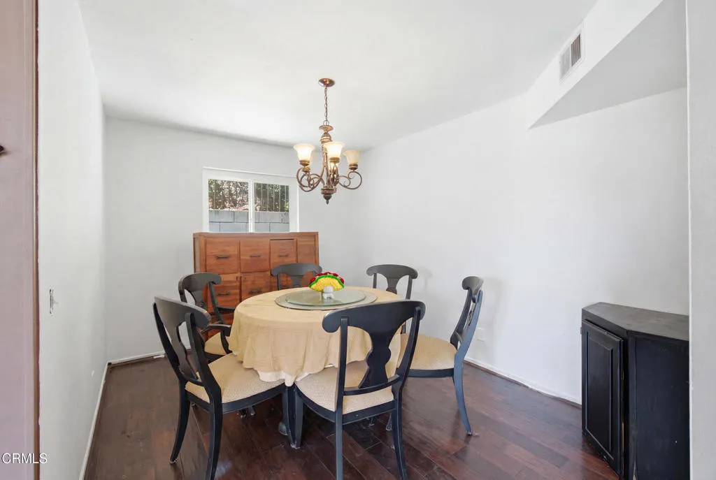 1957-Grand-Ave-20_dining room