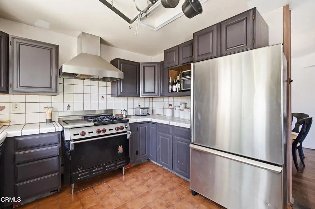 1957-Grand-Ave-14_kitchen