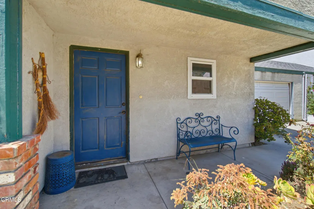 1957-Grand-Ave-3_front door