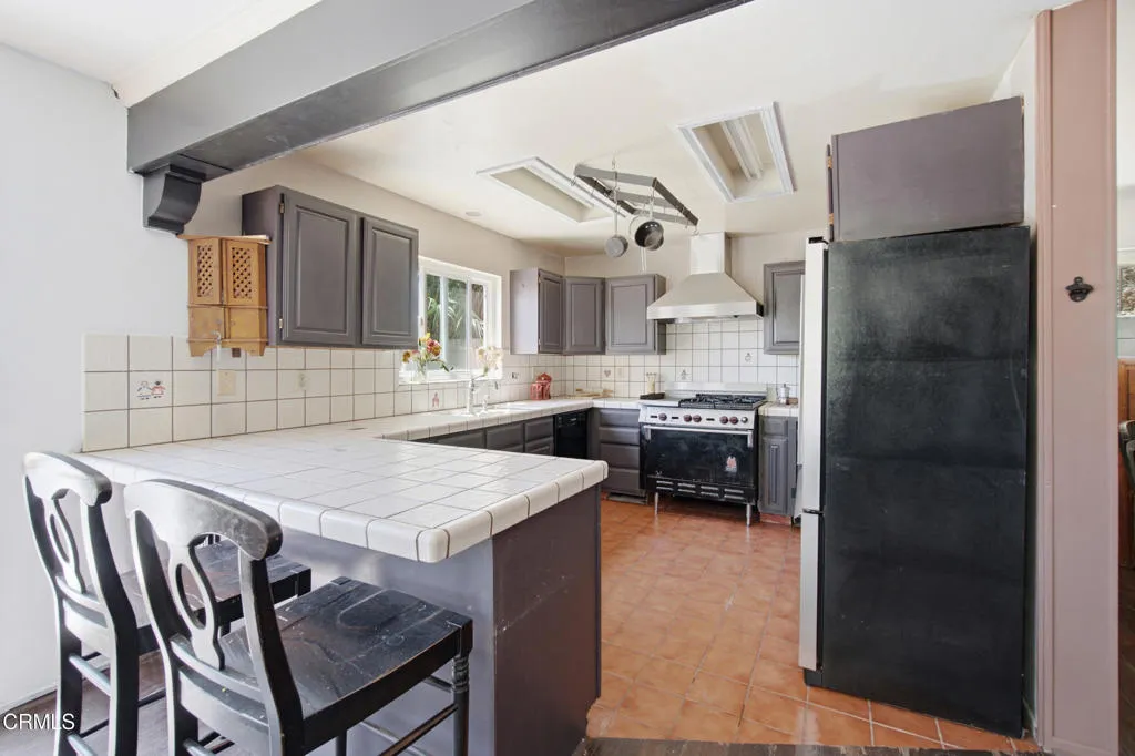 1957-Grand-Ave-12_kitchen