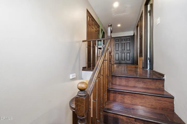 1957-Grand-Ave-24_stairs to upper level