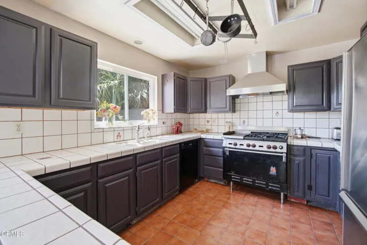 1957-Grand-Ave-13_kitchen