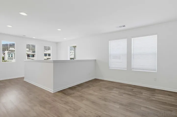 Upstairs loft/entertainment area