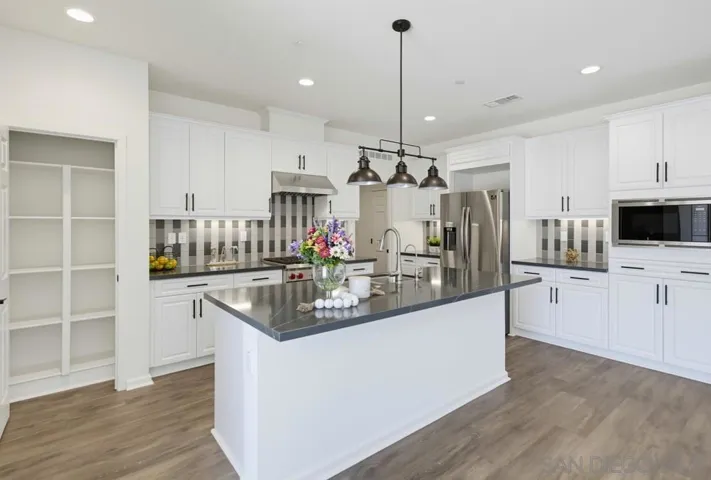 1013 Crestline Rd, San Marcos, California 92069