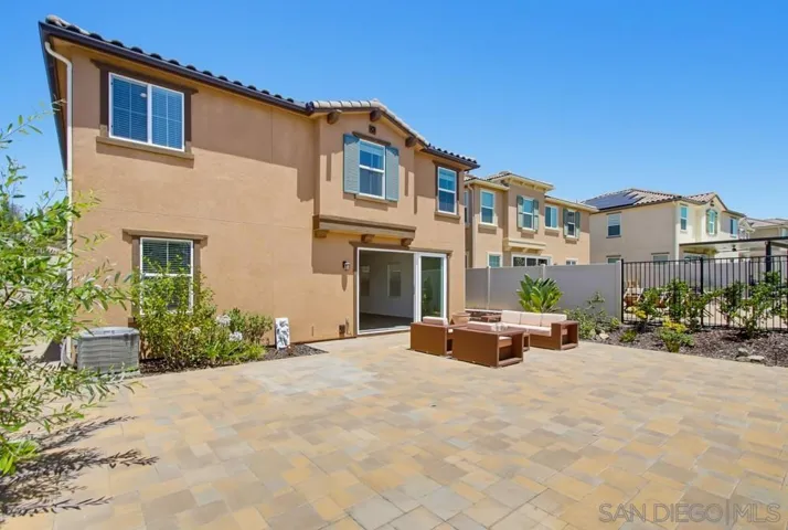 1013 Crestline Rd, San Marcos, California 92069