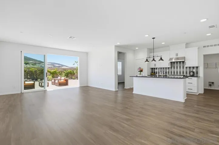 1013 Crestline Rd, San Marcos, California 92069