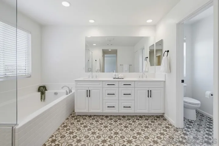 Primary Bath/Spa