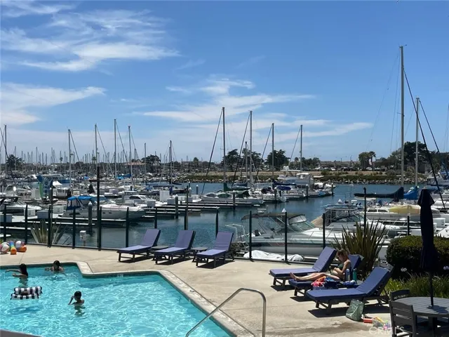 2901 Peninsula Road, Oxnard, California 93035