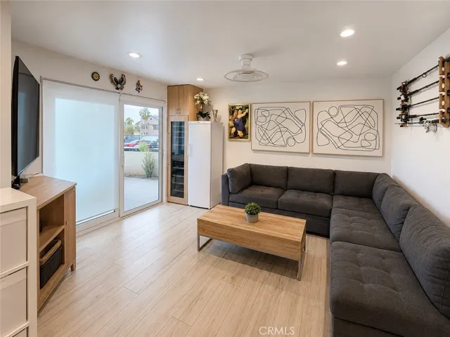 2901 Peninsula Road, Oxnard, California 93035